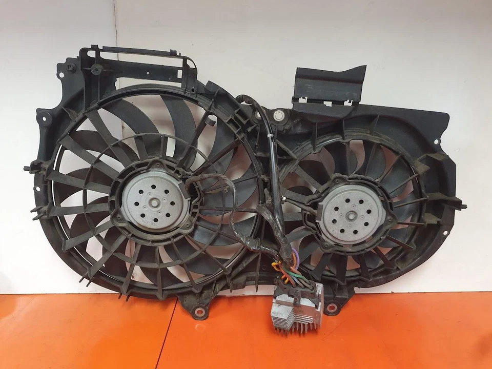 AUDI A4 FAN DUAL FAN ASSY, 2.0, B6, P/N 867009H, 07/01-02/05, p/n, 8E0121205M - image 1 of 4