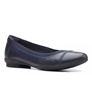 Women's Clarks, Sara Bay Flat 26165470 Navy Fabric Leather, Size 9M - Picture 1 of 8