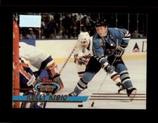 1993-94 STADIUM CLUB #30 KELLY KISIO 1ST DAY ISSUE INSERT SAN JOSE SHARKS