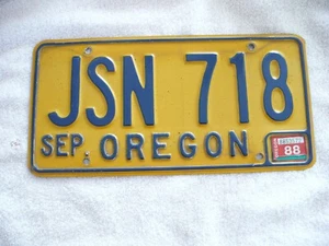 AAA- 1988 OREGON LICENSE PLATE JSN 718 (1 PLATE) #158) - Picture 1 of 4