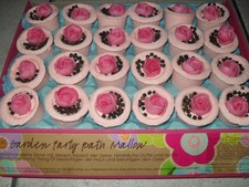 Badepralinen 24 Stück, Rosendesign,Garden Party Bath Mallow, Bomb Cosmetics