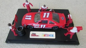 Vintage 1991 BILL ELLIOT #11 Ford race car pit stop diorama 8" x 12" 1:24 scale - Picture 1 of 12