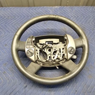 2004 - 2009 Toyota Prius Steering Wheel w/ Control OEM - Imagem 1 de 4