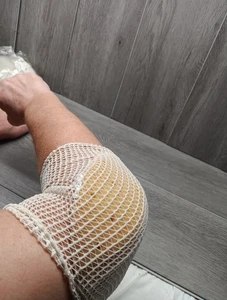 Heel And Elbow Protector Mesh & Foam Cup ~ Size Lg. 6" x 3.5" Stretch Nettting - Picture 1 of 10