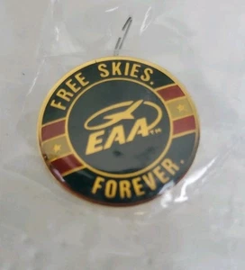 Air Venture EAA Oshkosh WI Wisconsin Lapel Hat Pin Vintage Pinback Free Ship - Picture 1 of 3