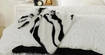 GORGEOUS MARBLE Z GALLERIE LUXURIOUS FAUX FUR THROW BLANKET - Image 1 of 4