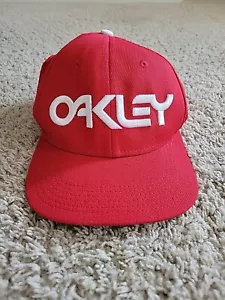 Gorra Oakley Snapback roja blanca deletreada logotipo grande New Era talla única - Imagen 1 de 8