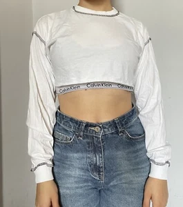 ASOS White with Black Constrast Stitching Long Sleeve Super Crop T-Shirt Size 6 - Picture 1 of 5