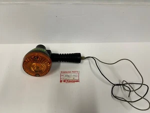 Señal de giro delantero Kawasaki KLR 650 KLR 250 nuevo OEM 23037-0027 - Imagen 1 de 2