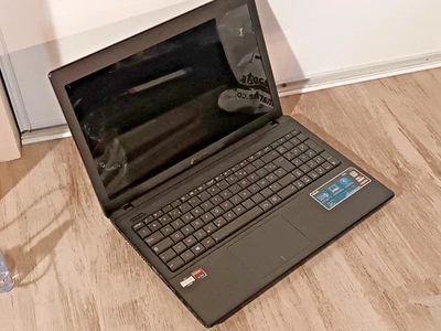 Asus X55U - écran 15,6" - AMD E2 1,7GHz 4Go DDR3 SSD 250Go Wifi - Linux Mint - Photo 1/4