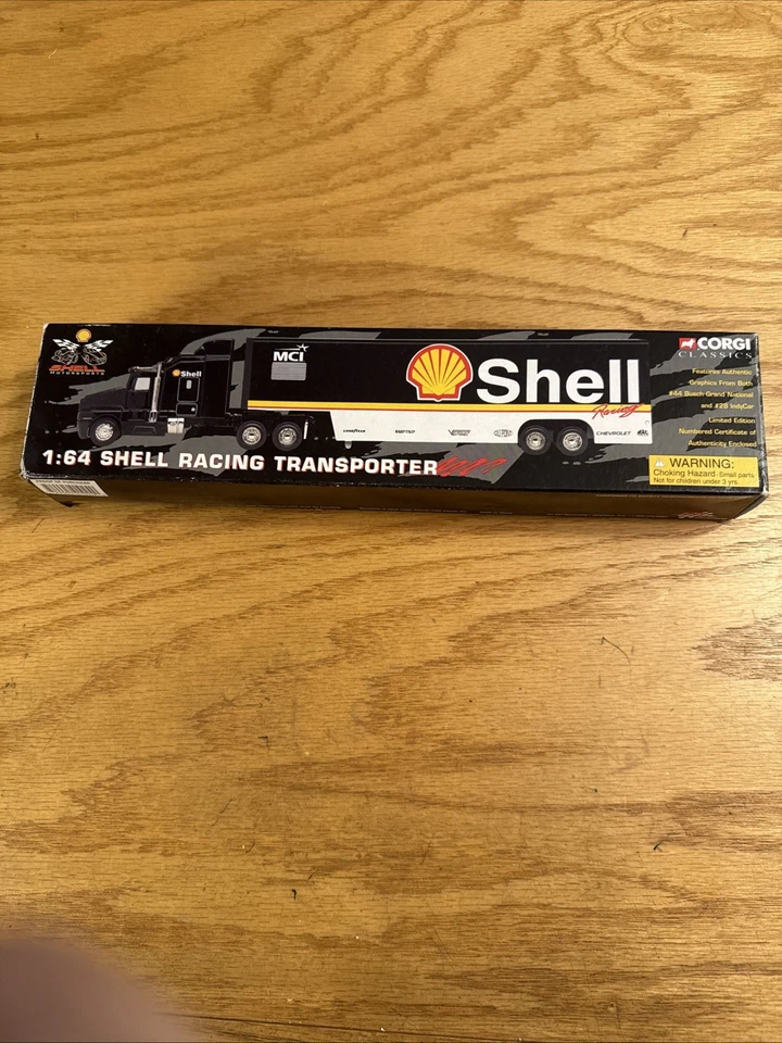 Shell Racing TRANSPORTER Corgi Classics Limited Edition With Certificate 3304