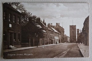 MORPETH, NORTHUMBERLAND - OLDGATE STREET RP CARD -POSTED 1916 - Picture 1 of 2