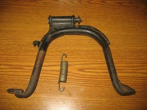 1982 NU50 A MAIN CENTER KICK STAND HONDA URBAN EXPRESS NU 50 A 50500-GC1-000 - Picture 1 of 2