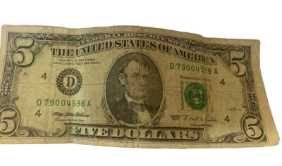 5 Dollar Bill RARE 1995 Low Serial Number-D 79004598A - Image 1 of 4