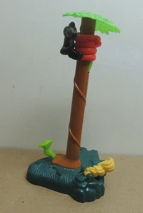 Juguete Happy Meal McDonalds TARZÁN Mono Gorila se desliza por árbol animado. - Imagen 1 de 3