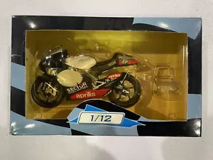 Die Cast Moto " Aprilia RSV250 Marco Melandri 2002 " ALTAYA 1/12 - Picture 1 of 2