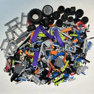 Lego Technic lotto 2 sterline spille pneumatici travi ingranaggi - Foto 1 di 5