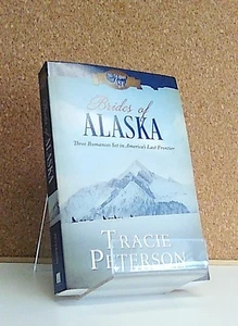 Brides of Alaska : Three Romances by Tracie Peterson [Pb, 2011, 1994]; Christian - Bild 1 von 3