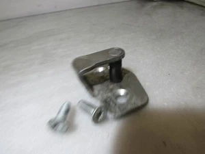 Vauxhall Opel Zafira B 05-09 Puerta Delantera Derecha Bloqueo Catch Lock Striker Pin Lat - Imagen 1 de 6