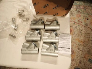 Set of 6 Eaton Crouse-Hinds EYD26 Vertical Male/Female Hub 3/4" No drains/Connec - Picture 1 of 4