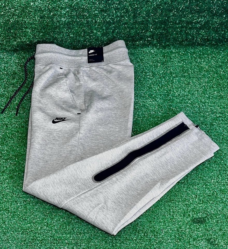 Nike Tech Fleece Joggers S Womens Purple Loose Fit NSW Pants CW4294-063