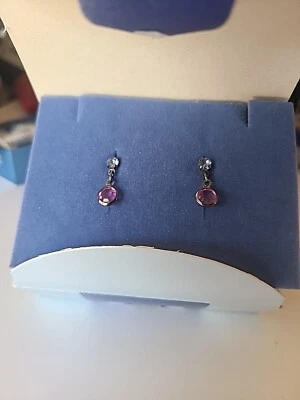 PENDIENTES AVON VINTAGE, FIRMADOS, GOTA PASTEL, LINDA PIEDRA AZUL TRANSPARENTE EN LA PARTE SUPERIOR, TRANSPARENTES Foto 1 de 4