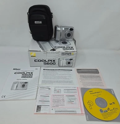 Nikon Coolpix 5600 5.1MP Digital Camera 3x Optic E5600 Original Box Manual Case - Image 1 of 4