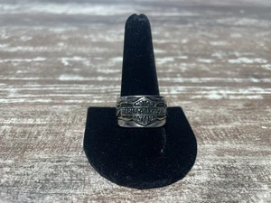 Grande anello retrò Harley Davidson logo moto argento e nero. Taglia 11 - Foto 1 di 8