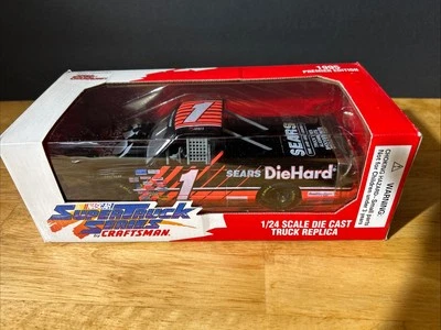 Camión Racing Champions 1995 PJ JONES #1 Sears Diehard Craftsman fundido a presión 1/24 Foto 1 de 4