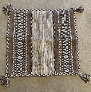 Surya 20" X 20" Square lola Pillow Cover Earthtones Heavy Woven Tassles Zip NEW - Picture 1 of 9