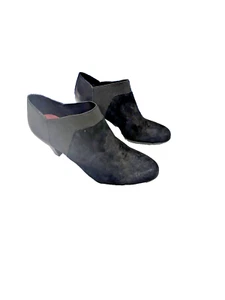 Ankle Booties Abeo Victory Black Suede Leather Slip On Heel Size 8 N NWOB - Picture 1 of 6