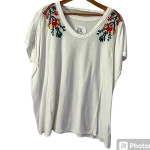 Johnny Was White Blouse With Embroidery Size Small - Picture 1 of 9