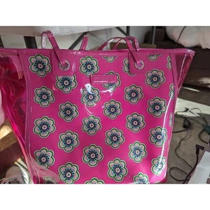 Vera Bradley Pink Floral Vinyl Beach Bag - Picture 1 of 7