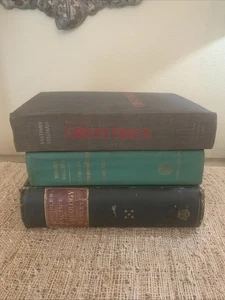 Lot 3 ALTE MEDIZINISCHE BÜCHER Gynäkologie 1908 Geburtshilfe 1967 Hardcover - Bild 1 von 24