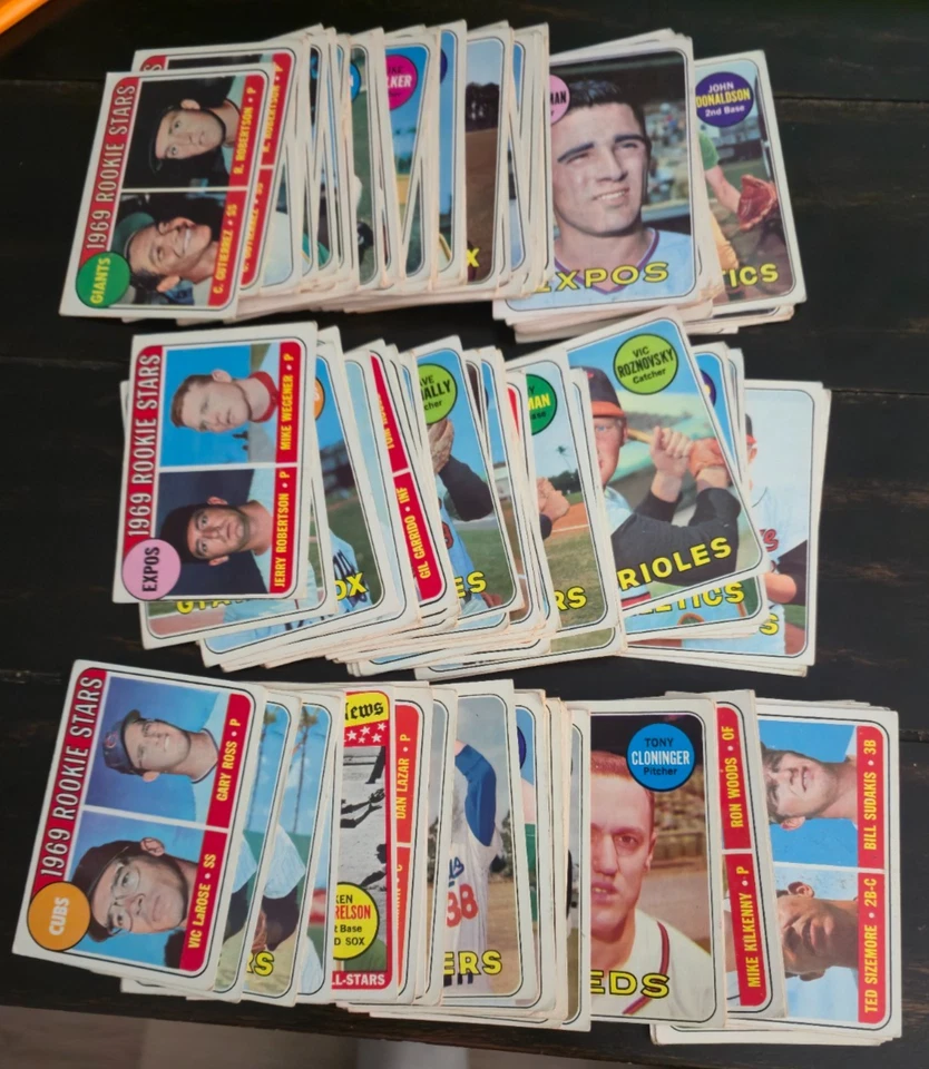 1969 Topps Baseball Cards Select to Complete your set - Image 1 of 1