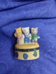 3 Little Kittens Hinged Trinket Pill Box Includes Free Shipping - Picture 1 of 5