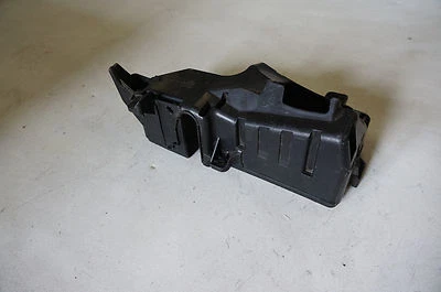 2000-2005 TOYOTA CELICA GT GT-S ENGINE ROOM FUSE BOX LOWER PORTION COVER GTS - Image 1 of 4