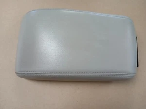 Buick Lacrosse 2005-2009 consola central tapa cuero reposabrazos reposabrazos 15276833 - Imagen 1 de 9