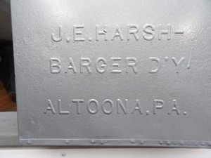 J.E. Harshbarger Dairy Altoona PA Botella de Leche Galvanizada Entrega Porche Caja - Imagen 1 de 11