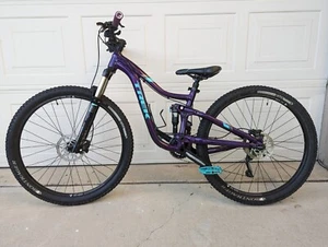 Trek Lush 27.5 Woman's Mountain Bike  - Picture 1 of 8
