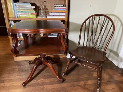 Rare Vintage Solid Wooden Carved End Table w/ Leather Top / Side Or Lamp Table - Image 1 of 4