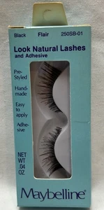Ciglia naturali Maybelline look vintage anni 90 tocco nero 250SB-01 - Foto 1 di 3