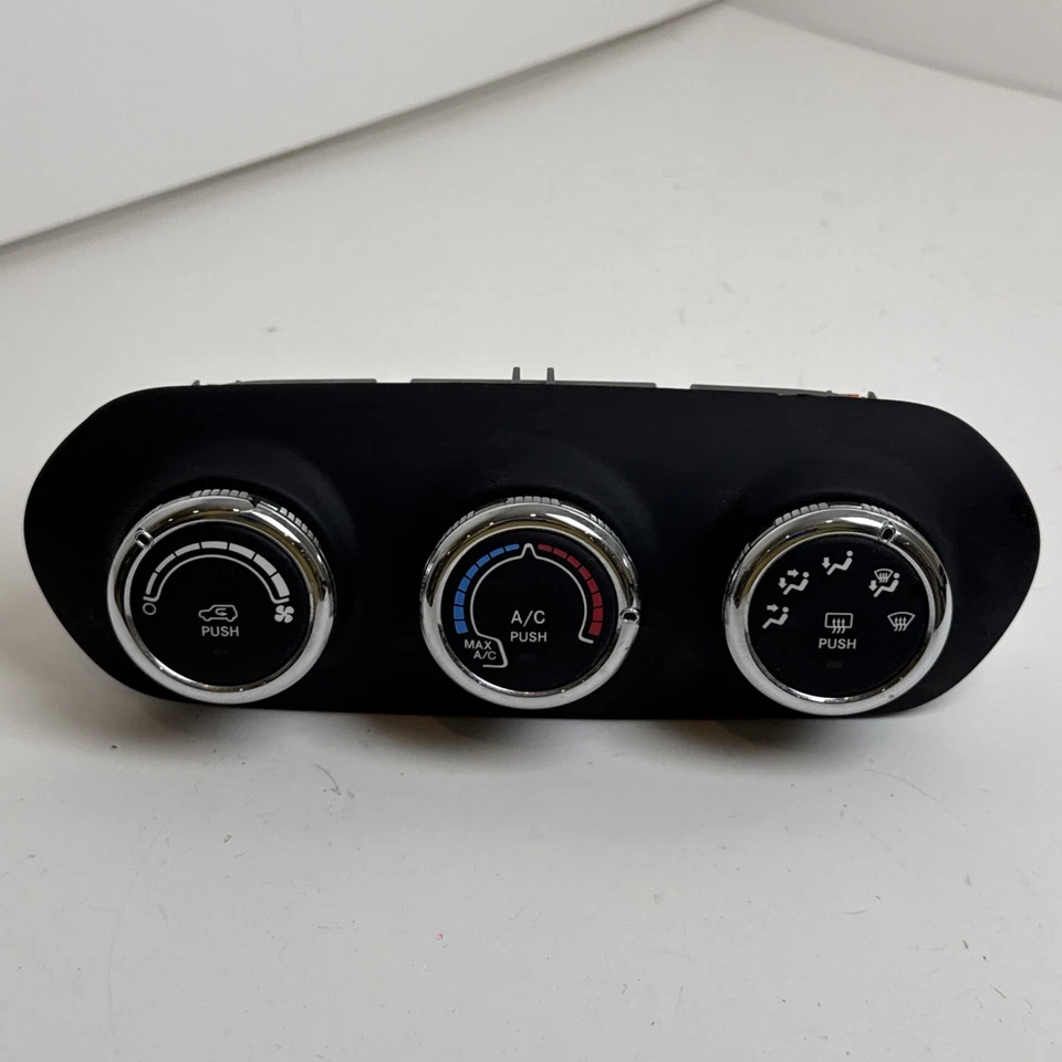 2015 JEEP RENEGADE AC HEATER TEMPERATURE CONTROL CLIMATE 838744Z OEM - Image 1 of 4