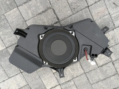 2013-2017 Hyundai Veloster Subwoofer Speaker Assembly 96380-2V100 OEM 13-17 - Image 1 of 4