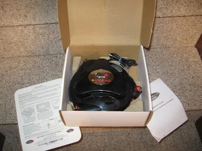 Robot automático de limpieza de parrilla Grillbot cepillos y cargador de nailon negro Foto 1 de 4