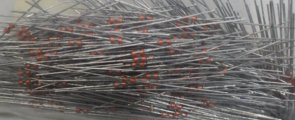 Termistor Termométrico Amphenol DKA103N5 NTC 10k Ohm, 5% (Paquete de 500) Foto 1 de 2