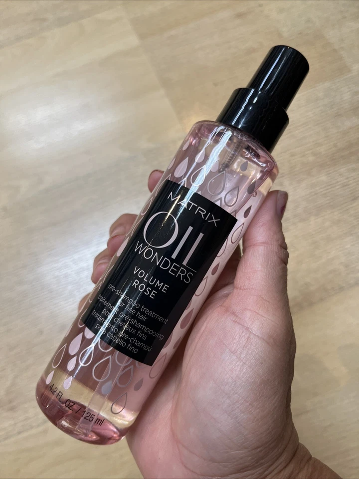 Tratamiento pre champú Matrix Oil Wonders Volume Rose para cabello fino 4,2 oz. Foto 1 de 1