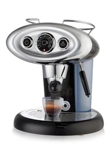 ILLY X7.1 EKSPRES DO ESPRESSO JEDNOPORCYJNY BARISTA WYSOKIEJ JAKOŚCI EKSPRES DO KAWY CZARNY - Zdjęcie 1 z 5