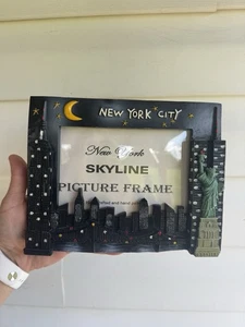 New York City Skyline Black 3D Photo Frame 4x6 Home Decor Free Standing Vacation - Picture 1 of 10