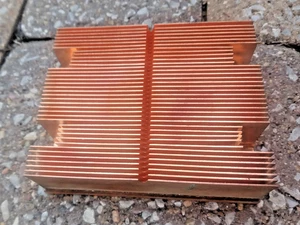 3.5"x2.5"x1" 1.25 lb. Pure Copper 38-fin Skived Heat Transfer Heatsink - Picture 1 of 4